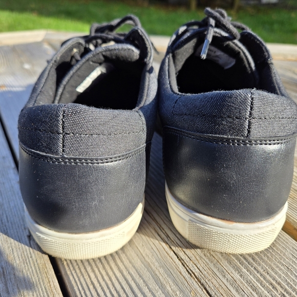 STEVE MADDEN Men's Wlokoii Canvas Sneakers - Picture 8 of 10
